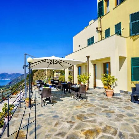 Albergo Luna Di Marzo Volastra Exterior photo